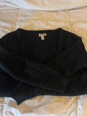 Forever 21 Black Ribbed V-Neck Sweater
